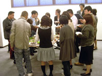 マリエサージュのパーティーイメージ：立食パーティー形式のイベント